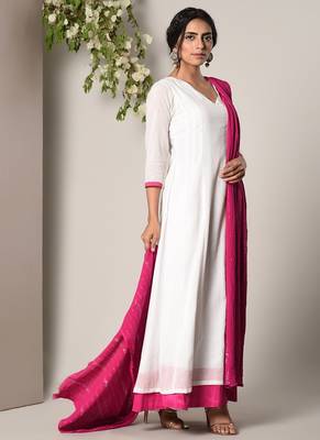 White Pink Border Dress Pink Silver Crinkle Dupatta Set 3
