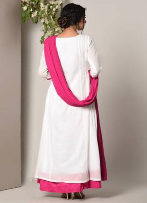 White Pink Border Dress Pink Silver Crinkle Dupatta Set 4