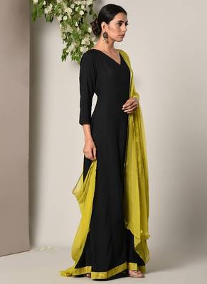 Black Green Border Dress Green Chiffon Dupatta Set 3