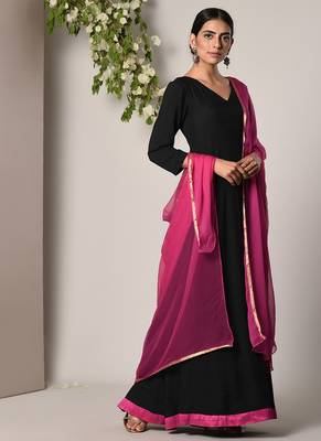 Black Pink Border Dress Pink Chiffon Dupatta Set 2
