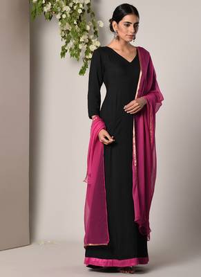 Black Pink Border Dress Pink Chiffon Dupatta Set 3
