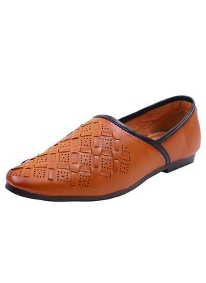  Casual Ethnic Tan Juttis Shoes For Men 2
