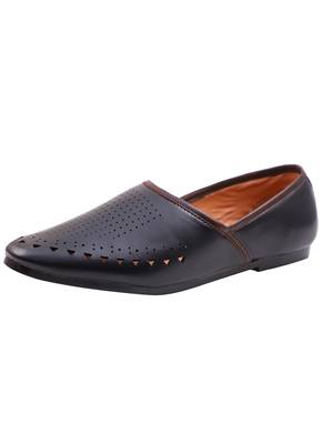  Casual Ethnic Black Mojari Shoes For Men 2