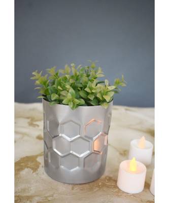 Color Palatte Honeycomb Planter -Silver 1