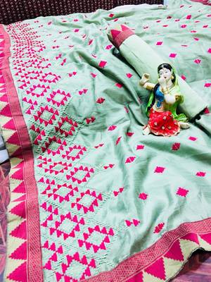 Green embroidered silk blend saree with blouse 1