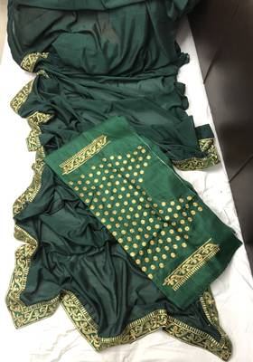 Green embroidered silk blend saree with blouse 1