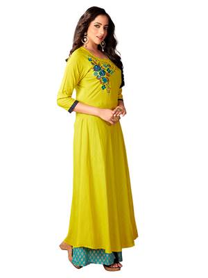 Blissta Parrot Green Rayon Slub Embroidered Anarkali Kurti For Women 4