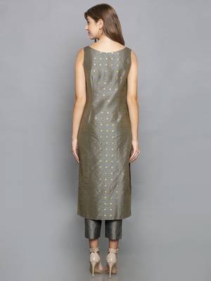 Desi Weavess elegant kurta 2