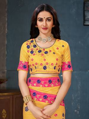 Yellow woven cotton silk saree with blouse 4
