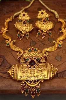 gold necklaces