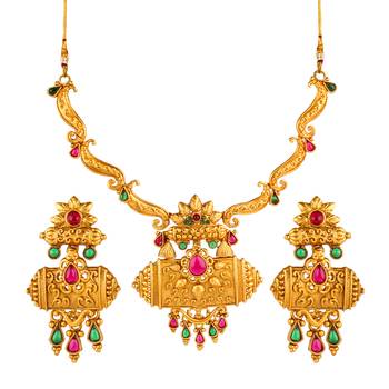 gold necklaces 2