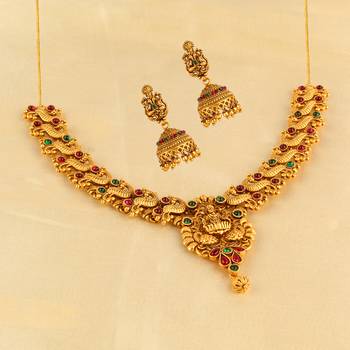 gold necklaces 1