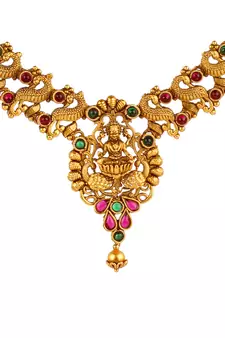 gold necklaces