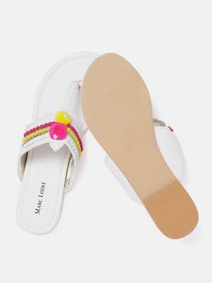 Women's Ethnic White Flats 4