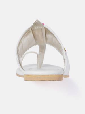 Women's Ethnic White Flats 5