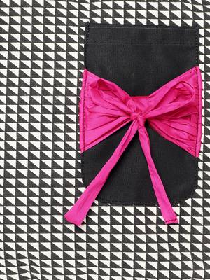 balck and white canvas bag 5
