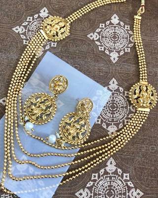 Gold necklace-sets 1