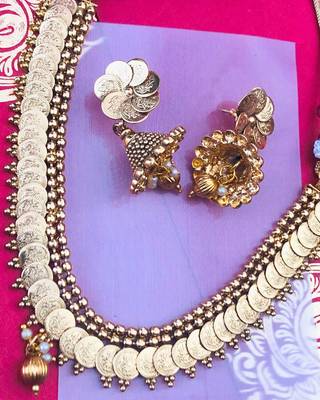 Gold necklace-sets 2