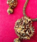 Gold necklace-sets