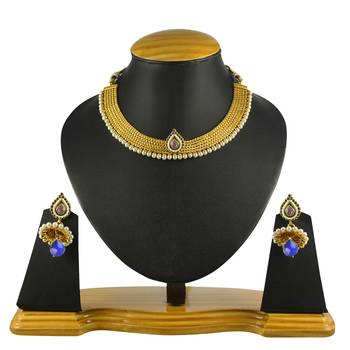 Blue necklace-sets 2
