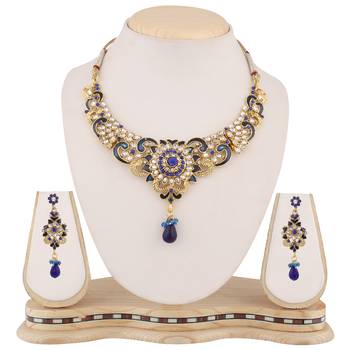 Blue necklace-sets 2