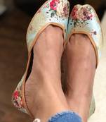 Blue and Gold floral print shoes, printed women jutti, Indian Ethnic shoes