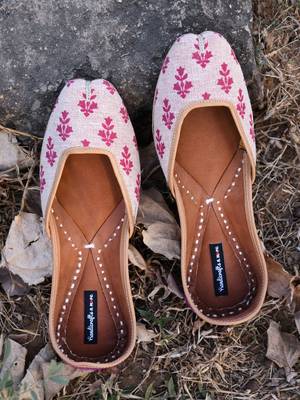 Purple Women Jutti, Fabric Women Shoe, Indian Ethnic Shoes, Casual Shoe, Khussa 1