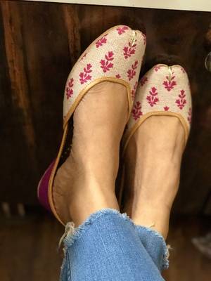 Purple Women Jutti, Fabric Women Shoe, Indian Ethnic Shoes, Casual Shoe, Khussa 3