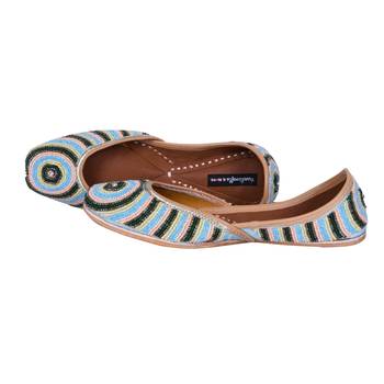 Indian Shoes, Embellished Wedding Shoes, Bridal Shoes, Women Punjabi Jutti 3