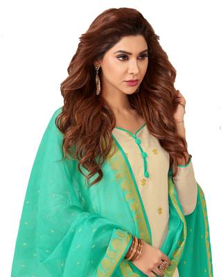 Off-white jacquard banarasi silk salwar 3