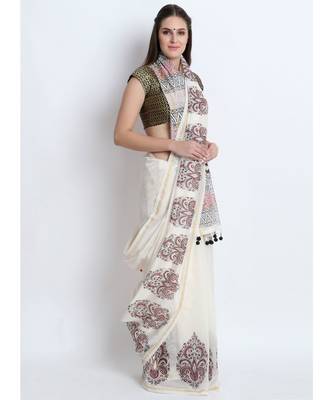 Off White Hand Block Printed Silk Chanderi Saree With Traditional Mughal Butah & Black Tessels On Pallu 3