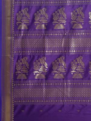 Green woven art silk saree with blouse 4
