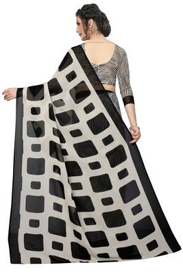Grey printed georgette saree with blouse 3