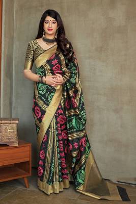 Black woven banarasi silk saree with blouse 3
