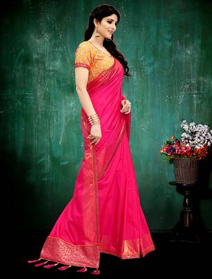 Magenta printed silk saree with blouse 2