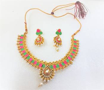 Multicolor necklaces 1