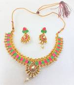Multicolor necklaces
