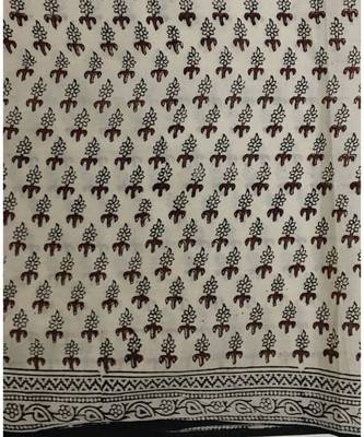 Off White Cotton Jaipuri Printed saree with blouse 2