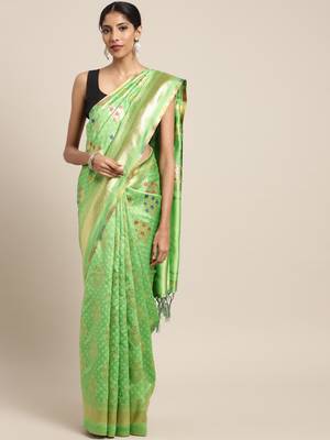 Green woven art silk saree with blouse 1