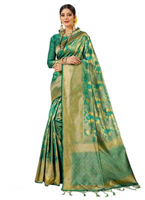 Green Brasso Kanchipuram Silk Saree With Blouse 1