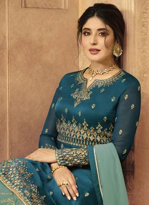 green embroidered georgette semi stitched salwar with dupatta 3