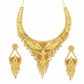 Gold pearl necklace-sets 1