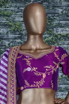 purple embroidered lehenga set choli with dupatta 