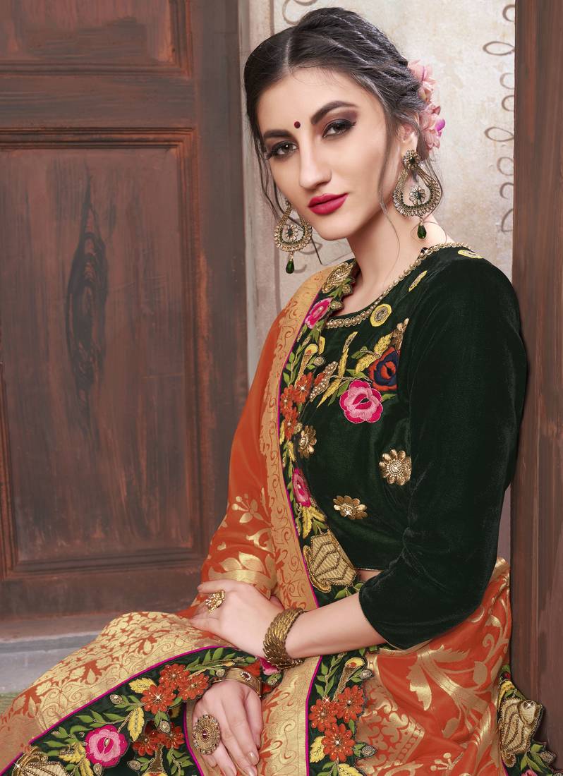 Women's Pure Georgette Green Woven Design Designer Saree With Blouse Piece