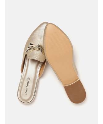 Women  Golden Heels 3
