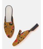 Women  Mustard Heels