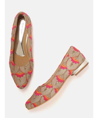 Women  Beige Heels 1