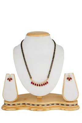 Gold diamond mangalsutra 1