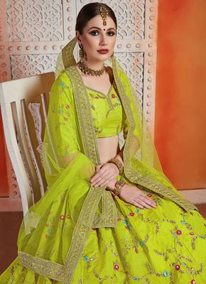 Green Embroidered Art Silk Semi stitched floral Lehenga 4