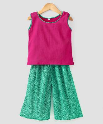 Printed Green Palazzo With A Pink Top And Attached Sleeves 1